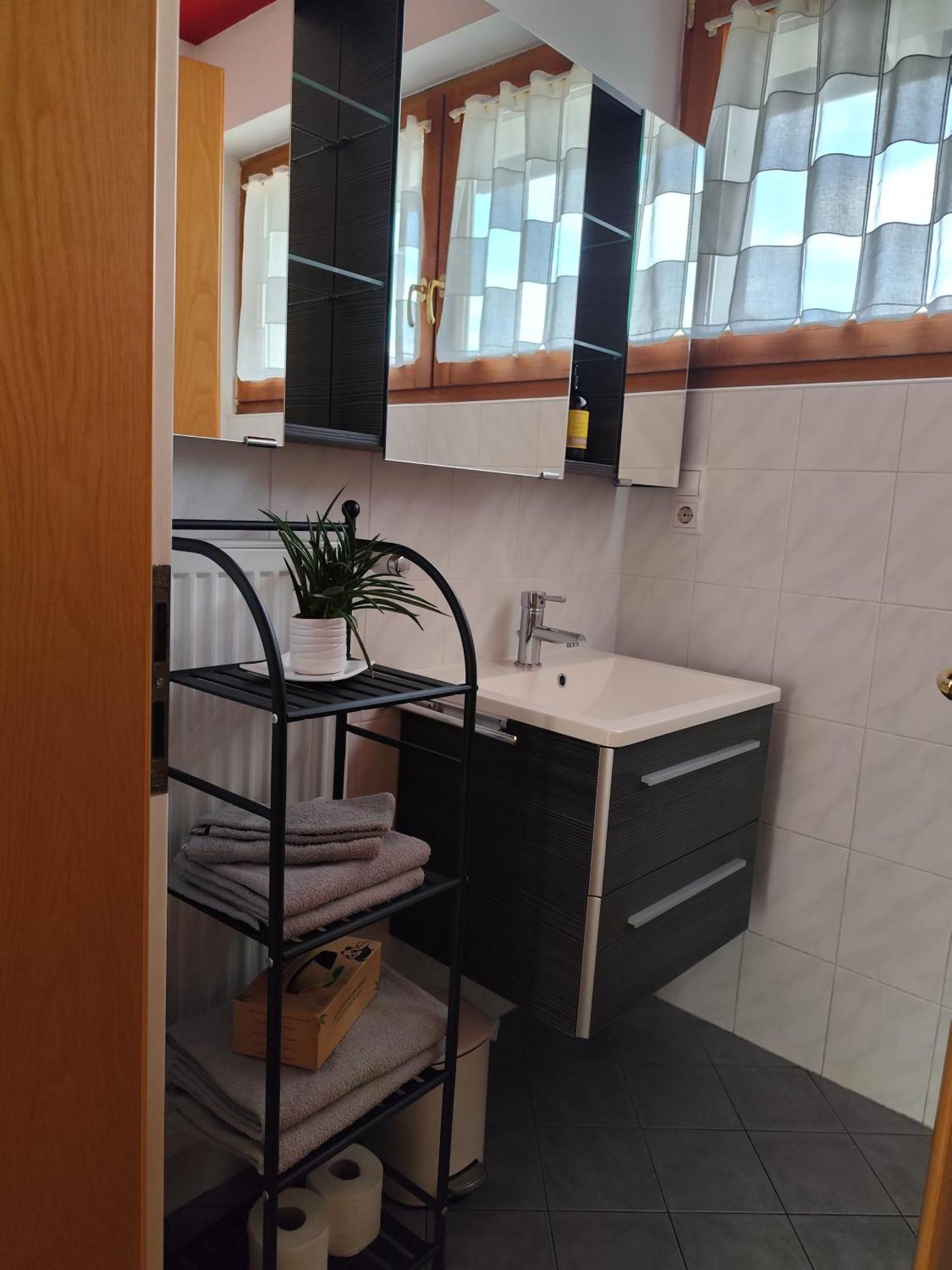 Apartment 66 - Stylisches Apartment Mit Balkon & Toplage In Brixen Екстериор снимка